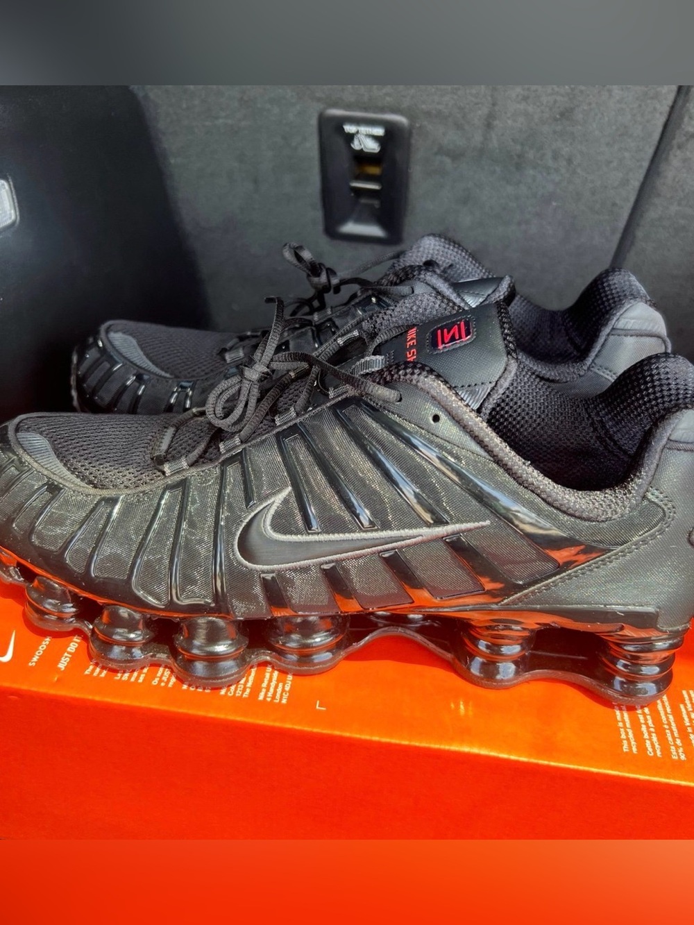 Nike Shox TL Triple Black Metallic Hematite Blackout AV3595-002 Men's Size 10.5!